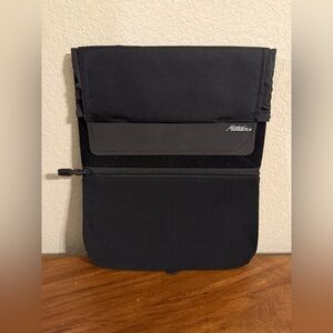 Matador Laptop Base Layer Case